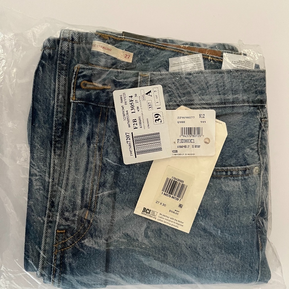 jeans